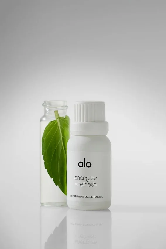 Aceite esencial energizante y refrescante (menta piperita)