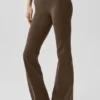Airbrush Legging de talle bajo y corte acampanado con efecto aerógrafo - Espresso
