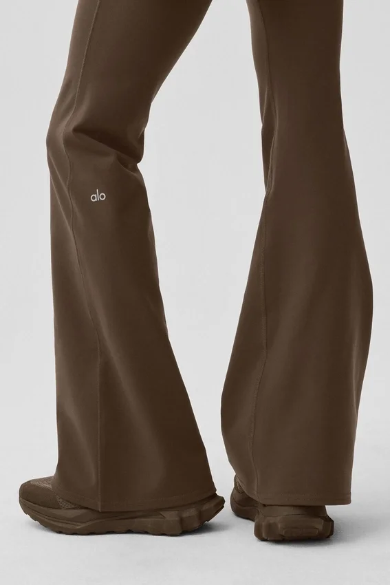 Airbrush Legging de talle bajo y corte acampanado con efecto aerógrafo - Espresso