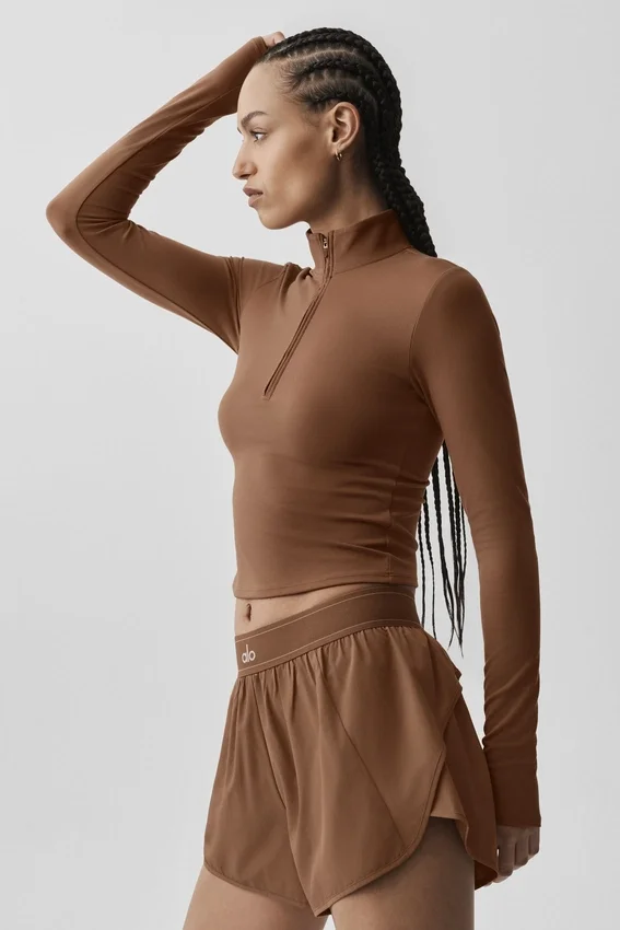 Alo Softsculpt Precision de manga larga con cremallera de 1/4 - Marrón bronceado