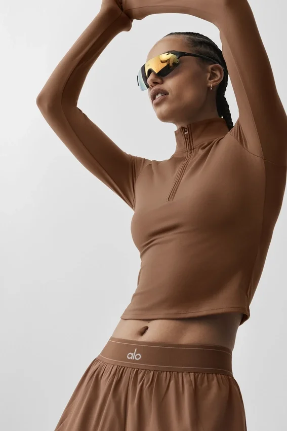 Alo Softsculpt Precision de manga larga con cremallera de 1/4 - Marrón bronceado