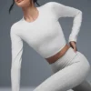 Alosoft Crop Finesse de manga larga - Blanco
