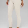 Alosoft High-Waist 7/8 Highlight Leggings - Color hueso