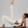 Alosoft High-Waist 7/8 Highlight Leggings - Color hueso