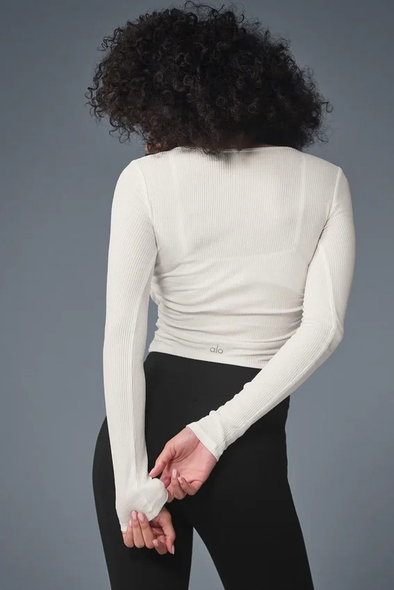 Blusa de manga larga con fruncidos - Marfil