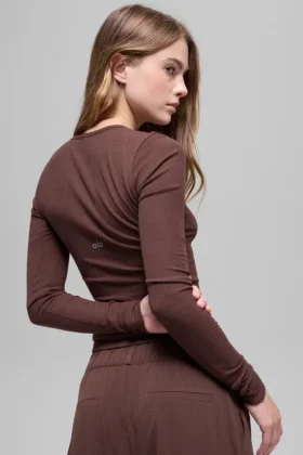 Blusa de manga larga de modal acanalado – Brownstone