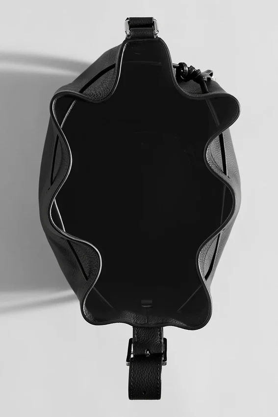 Bolso tipo cubeta Alo Balance - Cuero negro