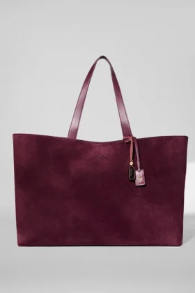 Bolso tipo tote Alo Tranquility – Gamuza burdeos