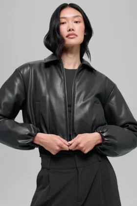 Bomber corto Premier de imitación de cuero - Negro
