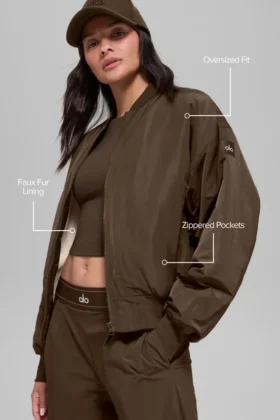 Bomber Urbanite de piel sintética – Espresso/Marfil