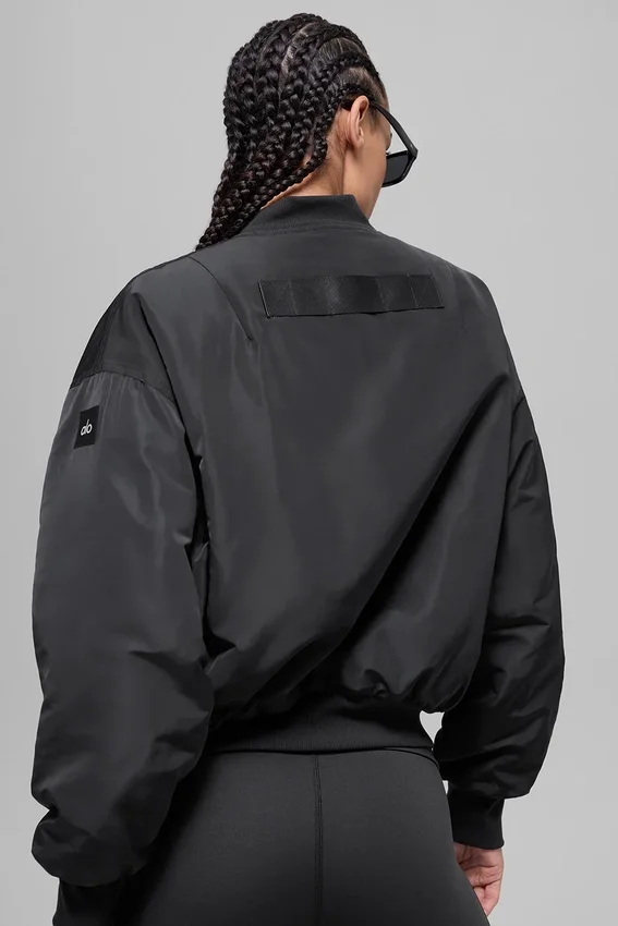 Bomber Urbanite de piel sintética - Negro/Marfil