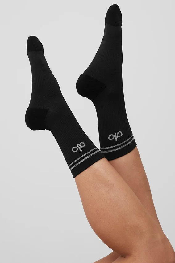 Calcetines unisex de alto rendimiento de media caña - Negro