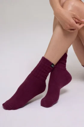 Calcetines unisex de media caña con puño fruncido – Burdeos