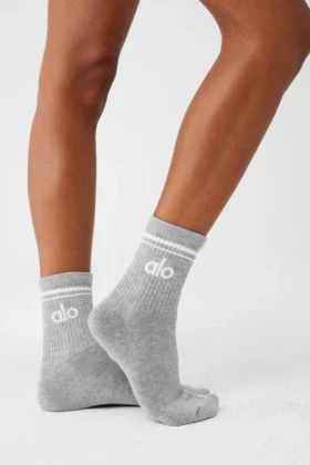 Calcetines unisex de media caña estilo retro – Gris jaspeado deportivo/Blanco