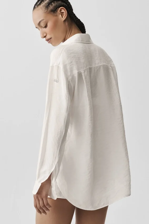 Camisa de manga larga con botones «Golden Hour», semitransparente — Marfil