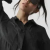 Camisa de manga larga con botones «Golden Hour» semitransparente — Negro