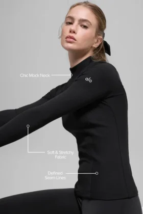 Camisa de manga larga con cuello alto y diseño acanalado Mesmerize — Negro