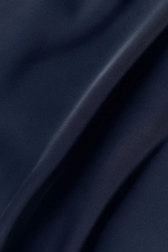 Camisa de satén Horizon de manga corta con botones - Azul marino