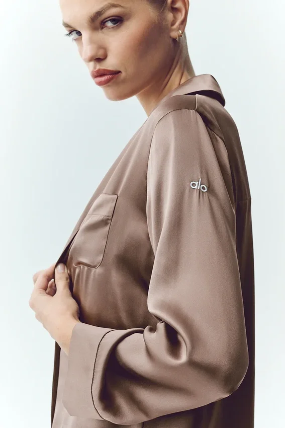Camisa de seda luminosa con botones - Cacao alpino