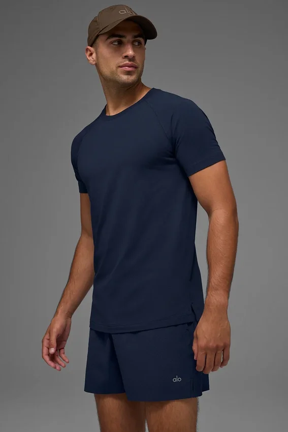 Camiseta de cuello redondo y manga corta Alo Vapor - Azul marino