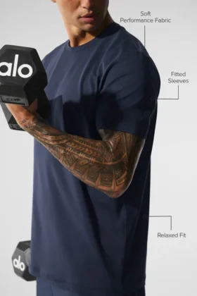 Camiseta de cuello redondo y manga corta Conquer Reform – Azul marino