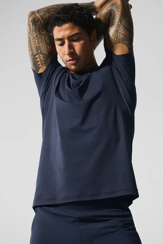 Camiseta de cuello redondo y manga corta Conquer Reform - Azul marino