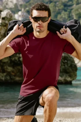 Camiseta de cuello redondo y manga corta Conquer Reform - Garnet