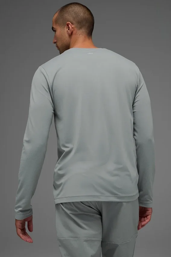 Camiseta de cuello redondo y manga larga Conquer Reform - Gris lunar