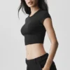 Camiseta de manga corta Alosoft Crop Finesse - Negro