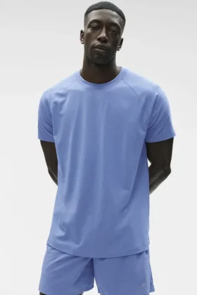 Camiseta de manga corta con cuello redondo Alo Vapor – Azul Provenza