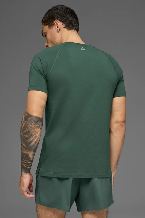 Camiseta de manga corta con cuello redondo Alo Vapor - Verde trébol