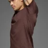 Camiseta de manga corta con cuello redondo Conquer Reform - Brownstone