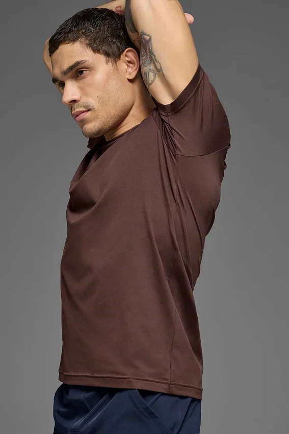 Camiseta de manga corta con cuello redondo Conquer Reform - Brownstone