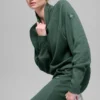 Camiseta de manga larga con cuello alto «Waffle Weekend Escape» - Verde trébol
