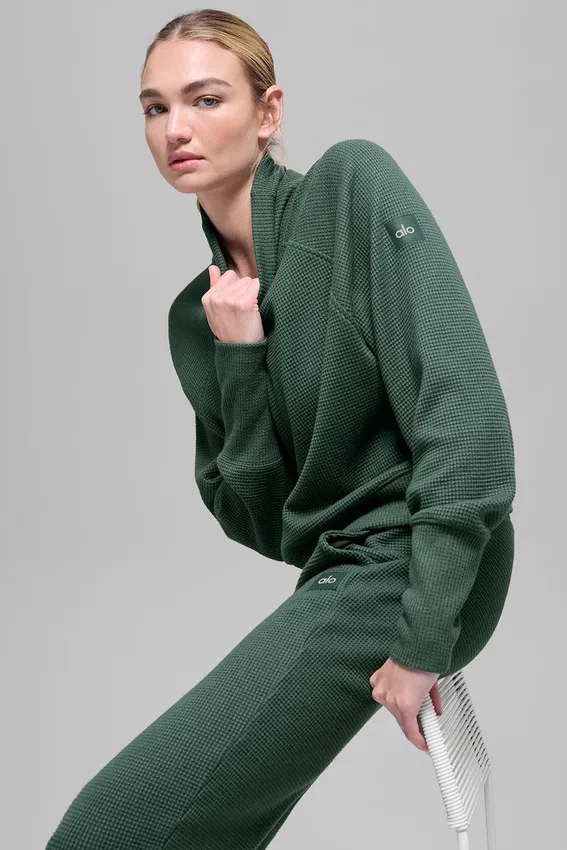 Camiseta de manga larga con cuello alto «Waffle Weekend Escape» - Verde trébol