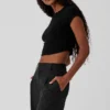 Camiseta de pantalones cortos de manga corta acanalada Sea Coast — Negro