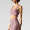 Camiseta de tirantes con sostén Airlift Sleek - Cuarzo ahumado