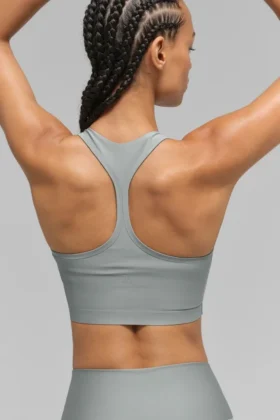 Camiseta de tirantes con sostén Airlift Super Sleek – Gris lunar