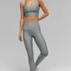 Camiseta de tirantes con sostén Airlift Super Sleek - Gris lunar