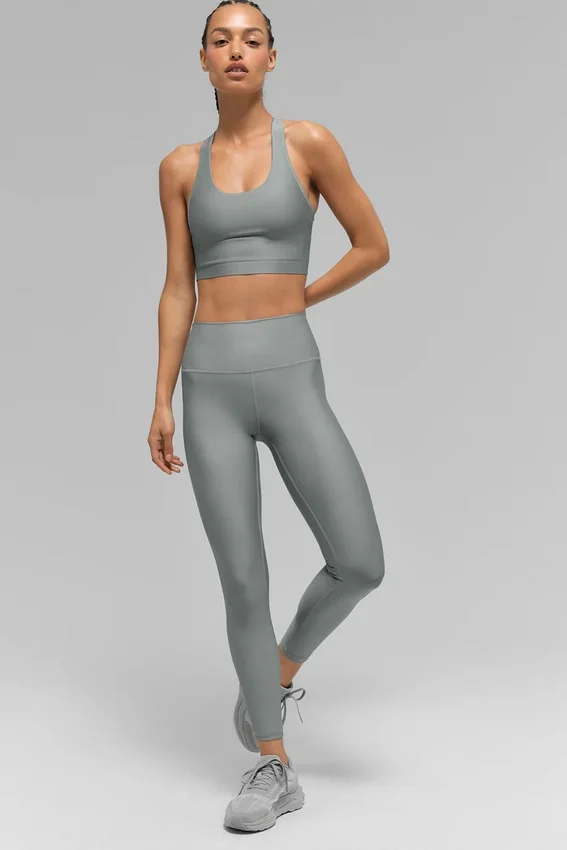 Camiseta de tirantes con sostén Airlift Super Sleek - Gris lunar