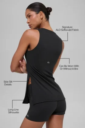 Camiseta de tirantes con sostén de longitud completa Alo Softsculpt Precision – Negro