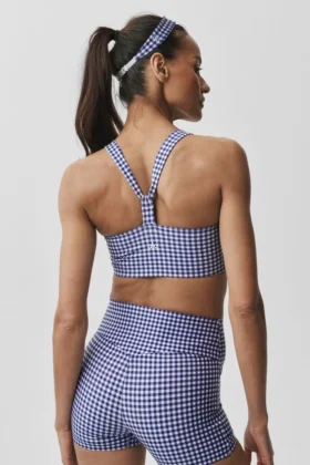 Camiseta de tirantes con sostén integrado Airlift Gingham Sleek – Cuadros azul marino