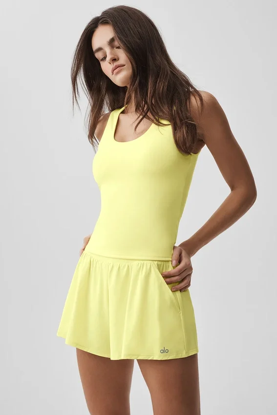 Camiseta de tirantes con sostén integrado Alo Softsculpt No Nonsense - Color Sunshine