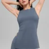 Camiseta de tirantes con sostén integrado Alo Softsculpt Precision de largo completo - Bluestone