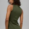 Camiseta de tirantes con sostén integral Alo Softsculpt Precision - Verde oliva