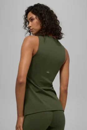 Camiseta de tirantes con sostén integral Alo Softsculpt Precision – Verde oliva