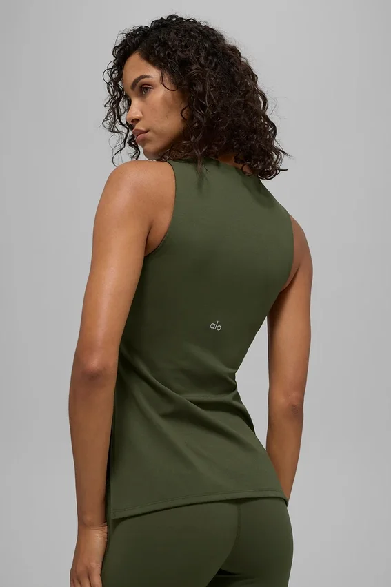 Camiseta de tirantes con sostén integral Alo Softsculpt Precision - Verde oliva