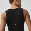 Camiseta de tirantes sin costuras de punto calado - Negro