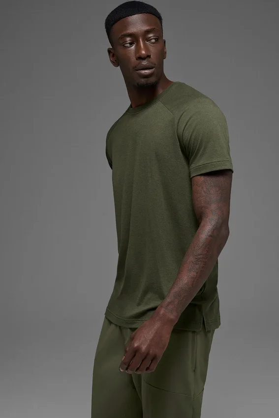 Camiseta Raglan de Triumph - Verde oliva
