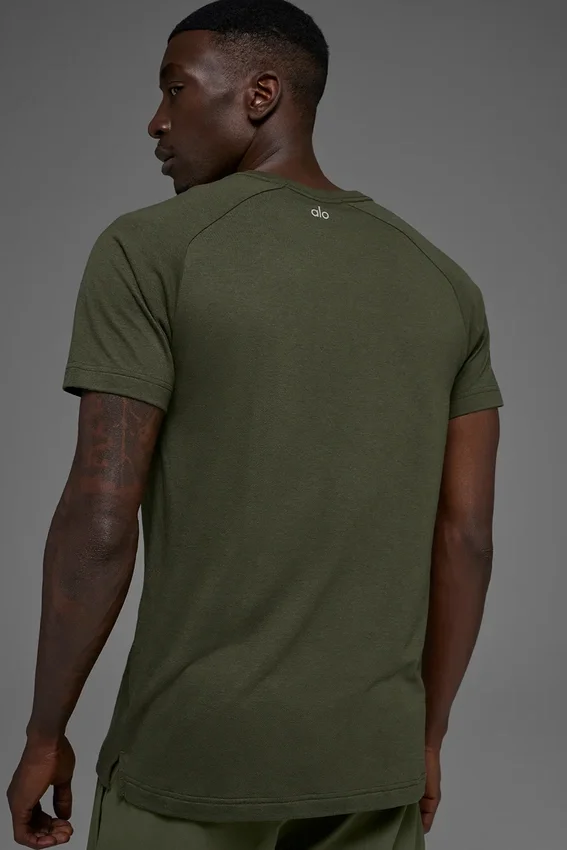 Camiseta Raglan de Triumph - Verde oliva